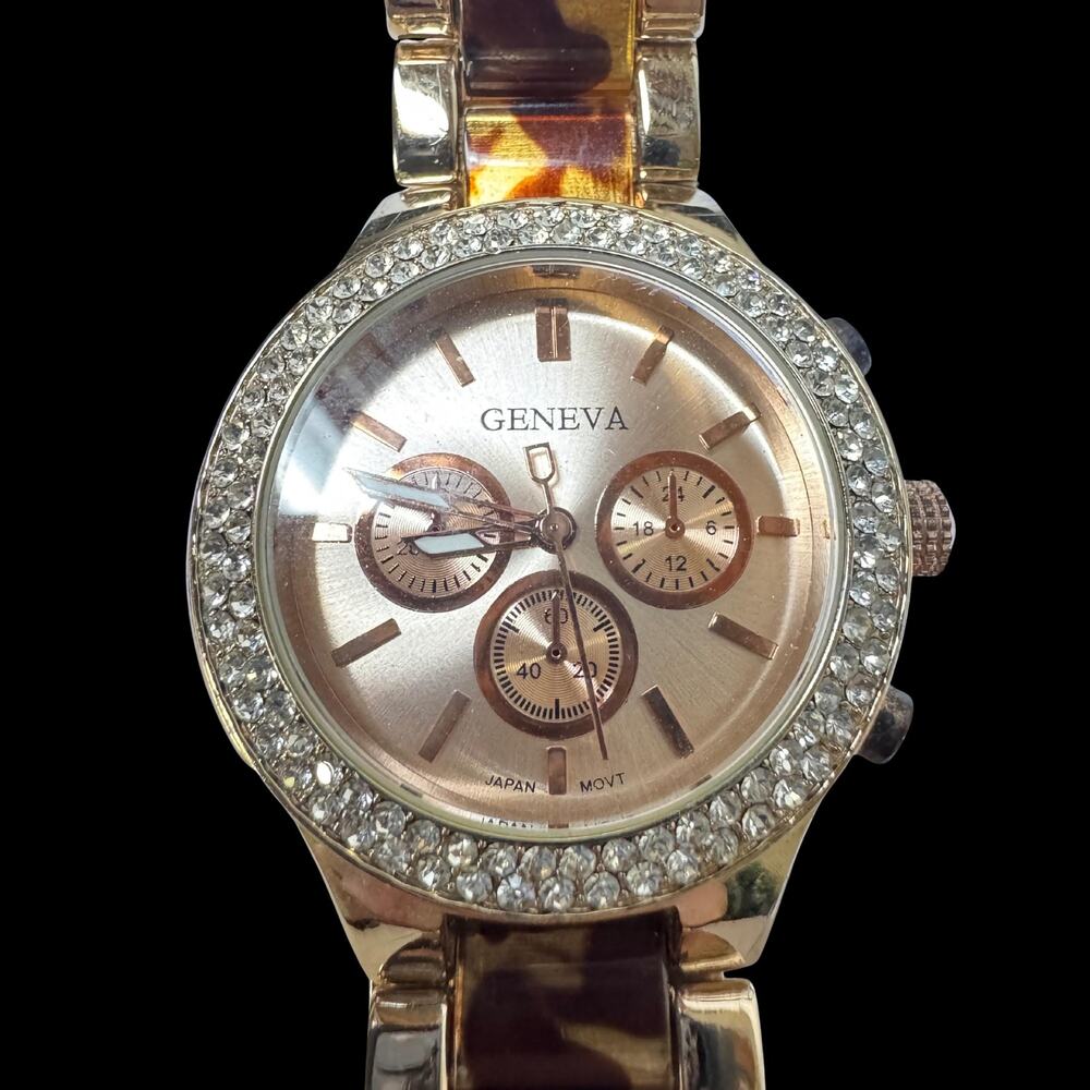 Ladies GENEVA Watch Rhinestone Dead Battery